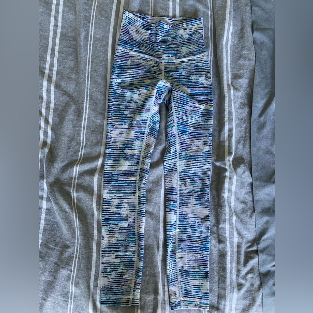 Lululemon leggings size 2